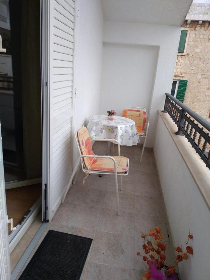 Holiday Home Beata Трогир Экстерьер фото